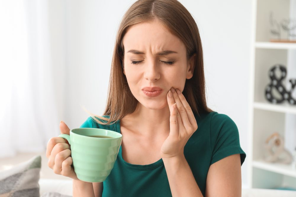 ما هي حساسية الأسنان، أسبابها وكيفية علاجها؟